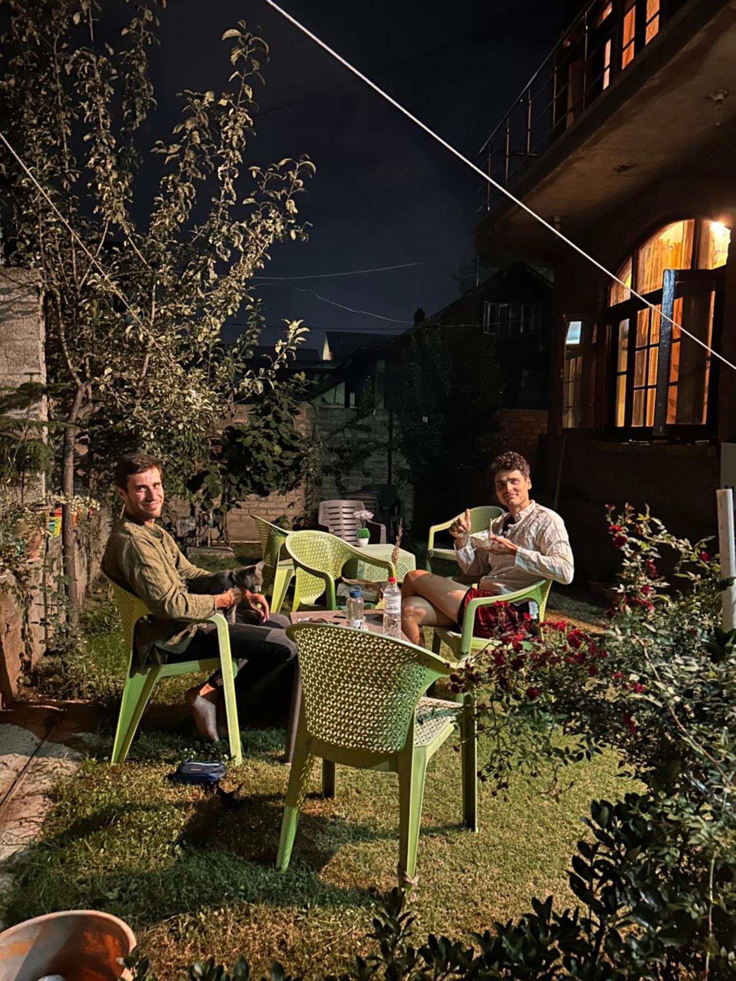 John'S Homestay Srīnagar Exterior foto
